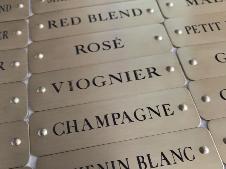 Metal Decorative for Metal Labels