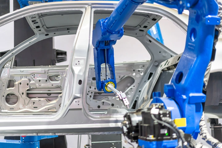 Polybutylene Terephthalate Pigments for Automotive Components